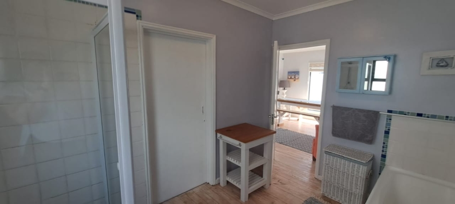 To Let 3 Bedroom Property for Rent in Rooi Els Western Cape